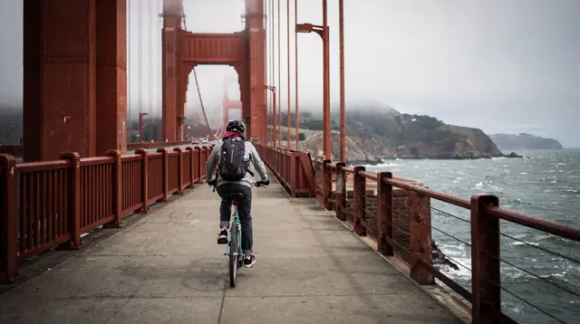 Golden Gate Bridge Bike Tour: Ride Across to Sausalito