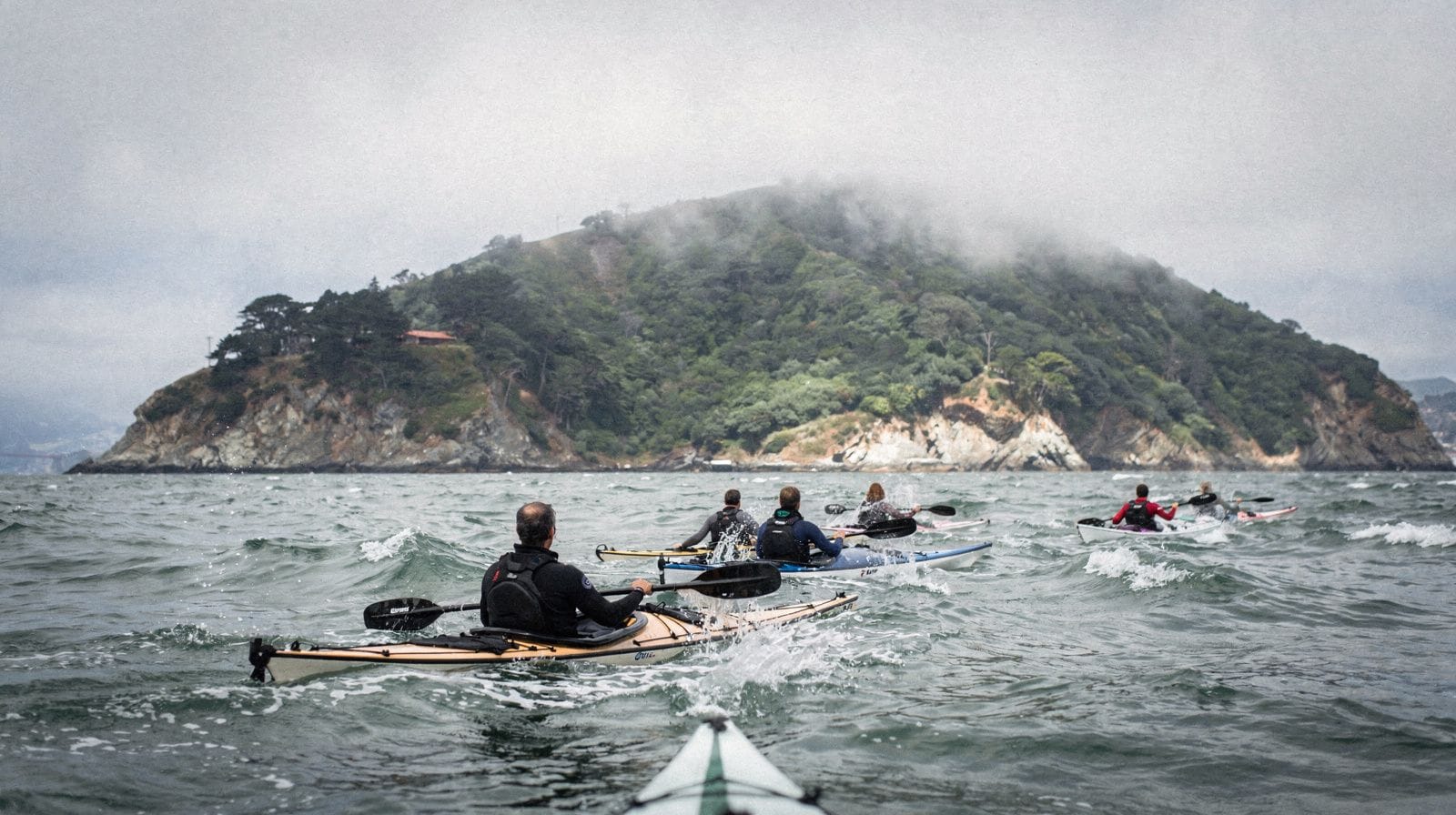 San Francisco Bay Kayaking: Guided Tours, Angel Island Routes and Safety